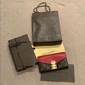 LOUIS VUITTON PALLAS WALLET